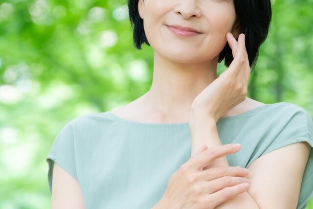 《皮膚科医 友利新先生監修》シミ・しわ・たるみが気になったら。年齢肌のために摂りたい注目の成分ベスト5