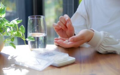サプリメントが飲みにくいときは？ 正しい飲み方と飲み込みやすくするコツ